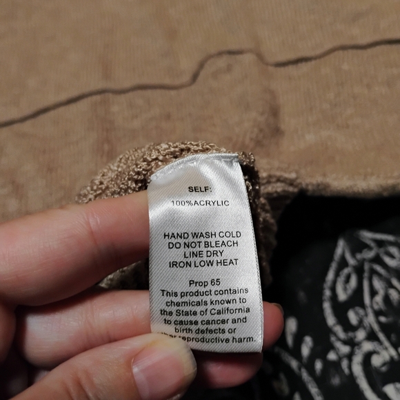 Promesa Light Tan Crew Neck Cropped Sweater - Picture 6 of 11